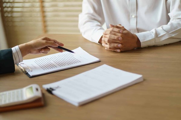 Quelle est la différence entre l'assurance vie et le troisième pilier suisse?